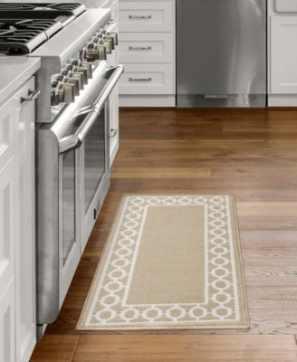 Christine Trellis Border Tufted Runner Rugs