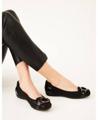 Women's Umeko Snip Toe Ballet Flats