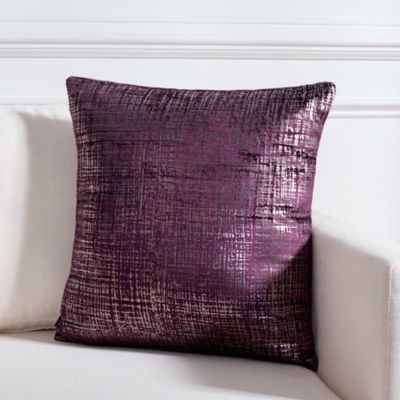 Prenlia 18" x 18" Pillow