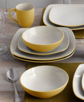 Colorwave Square 16 Pc. Dinnerware Set, Service for 4