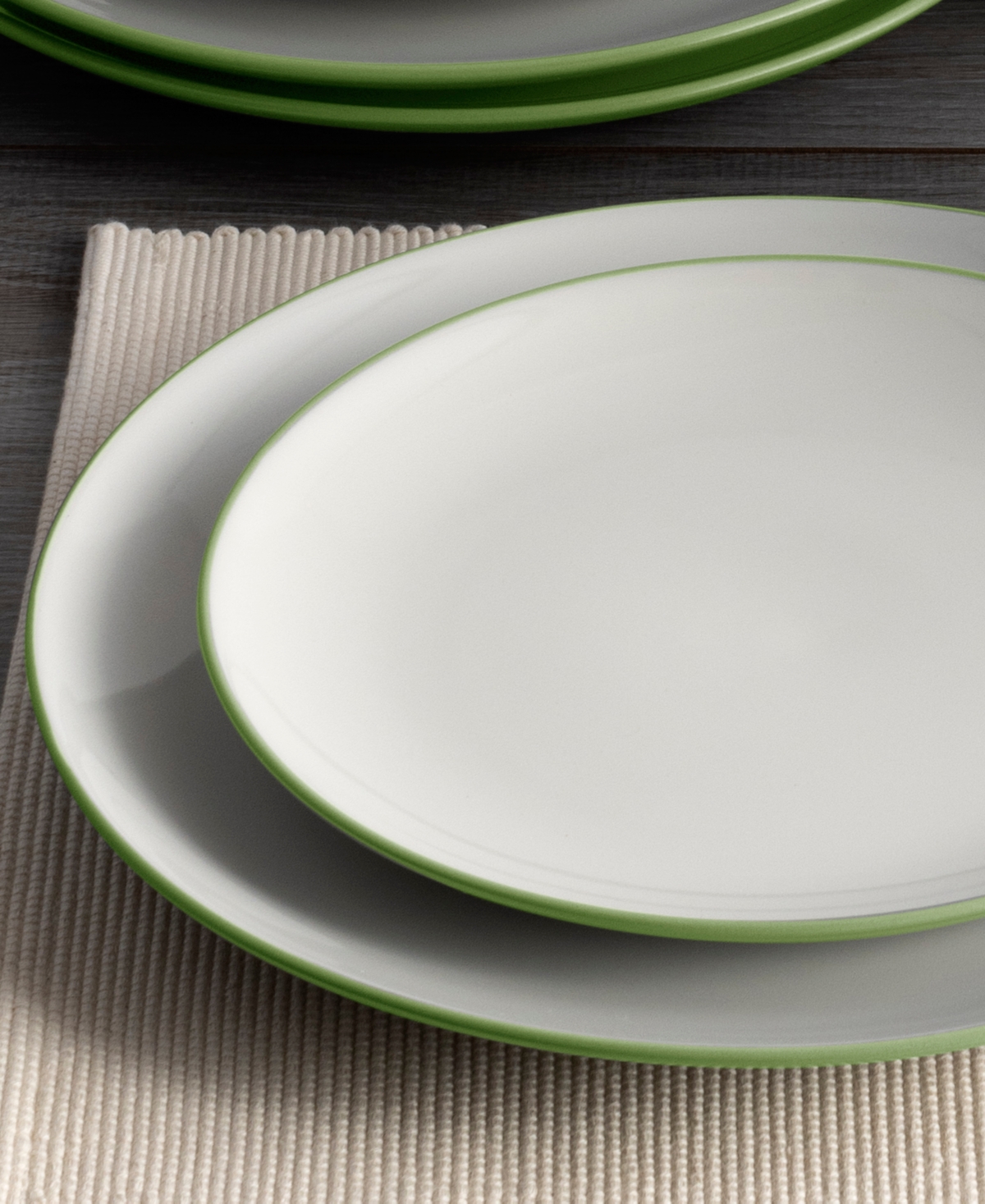 Noritake Colorwave Coupe 16 Pc. Dinnerware Set, Service For 4 In Apple