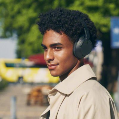 WHCH720N/B Hybrid Wired & Wireless Bluetooth Noise Canceling Headphones