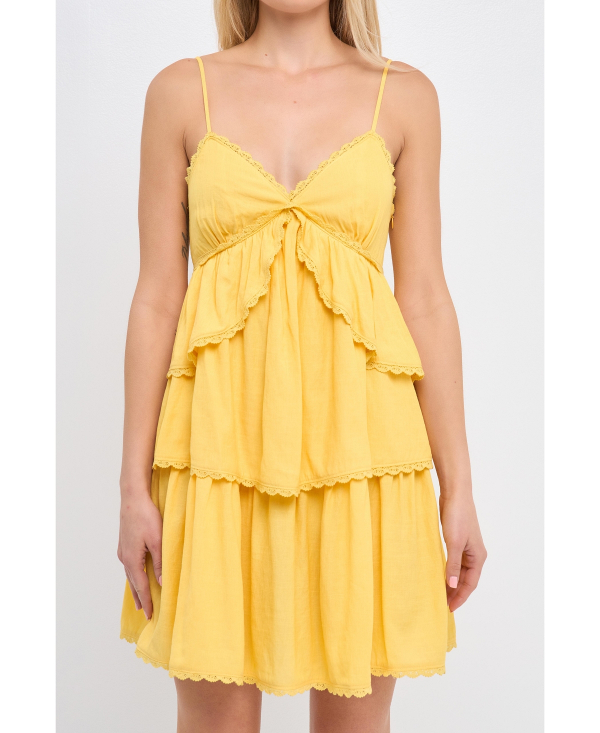 Women's Lace Trimmed Cascade Tiered Mini Dress - Yellow