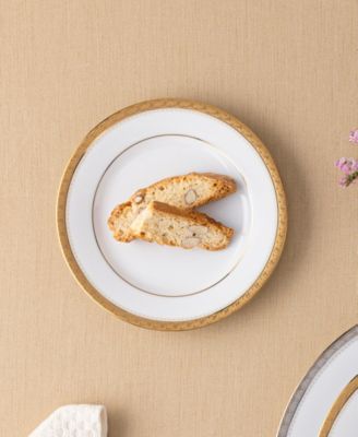 Charlotta 60 Piece Dinnerware Set, Service for 12