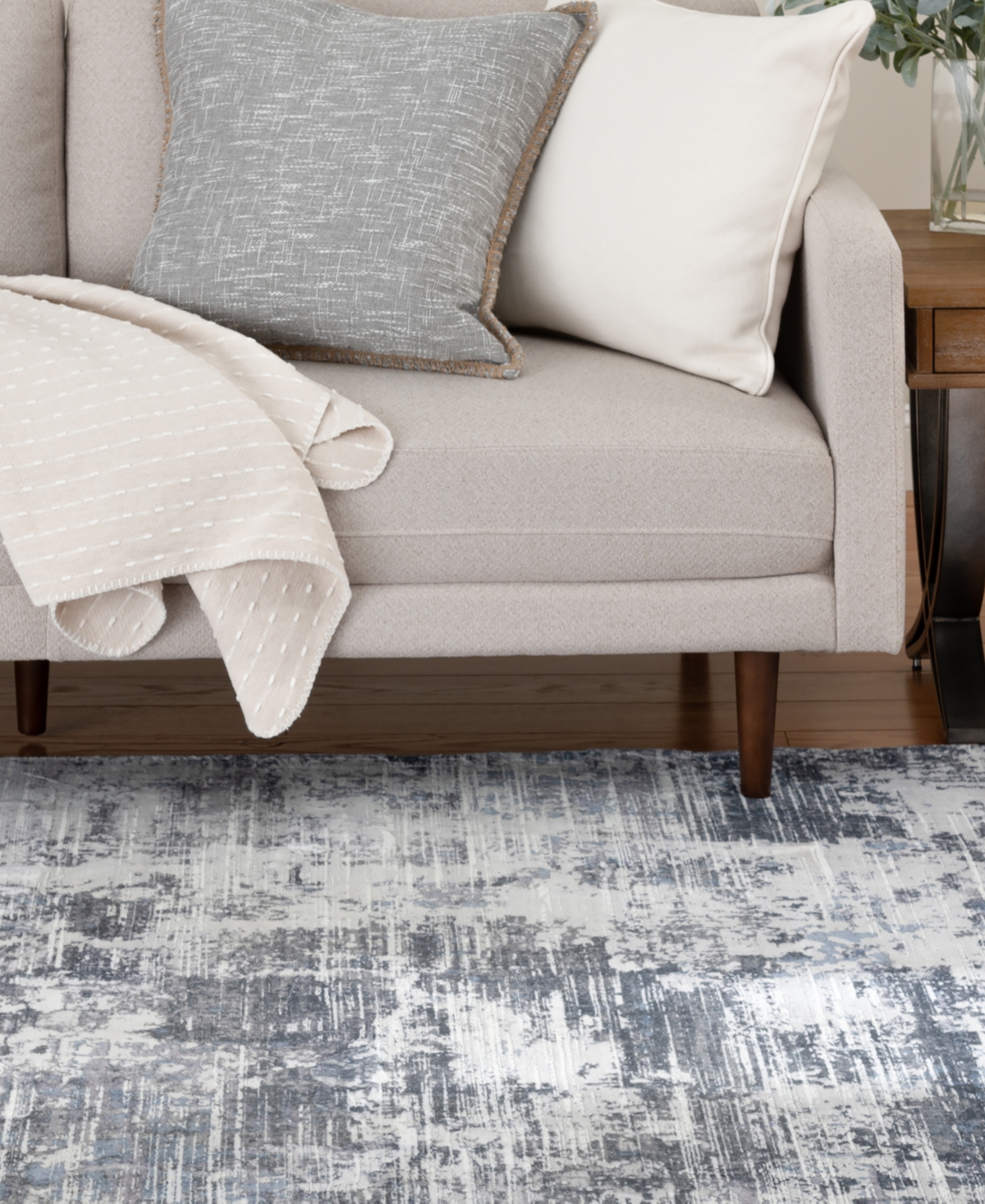 Km Home Belmont Damarion Area Rug - Blue
