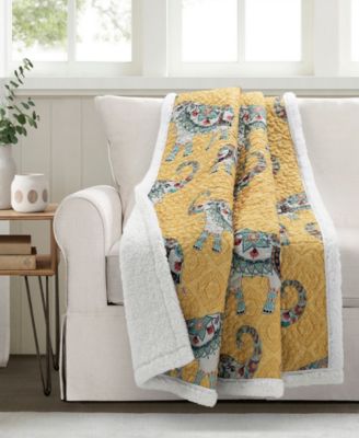 Lush Décor