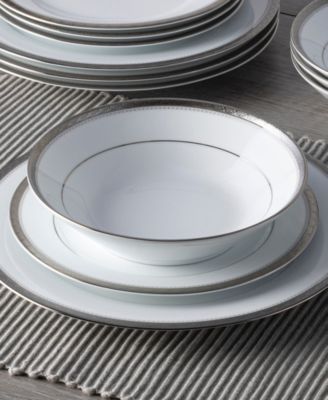 Charlotta 4 Piece 7.5" Soup Bowls Set, 12 oz, Service for 4