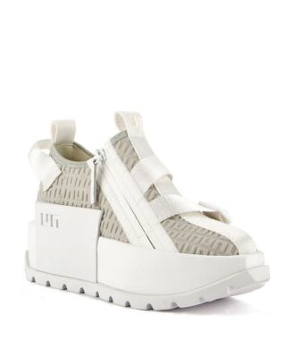 Women's Roko Y Sneakers