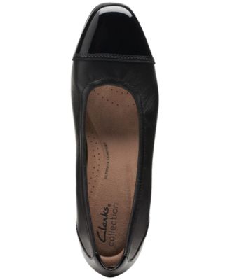 Women's Juliet Step Slip-On Cap-Toe Flats