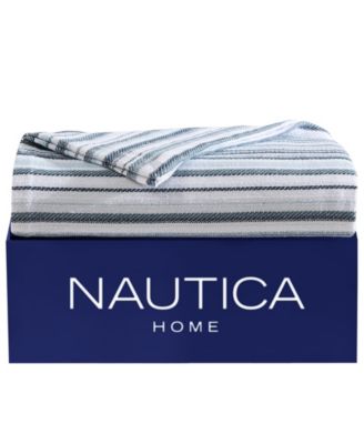 Nautica