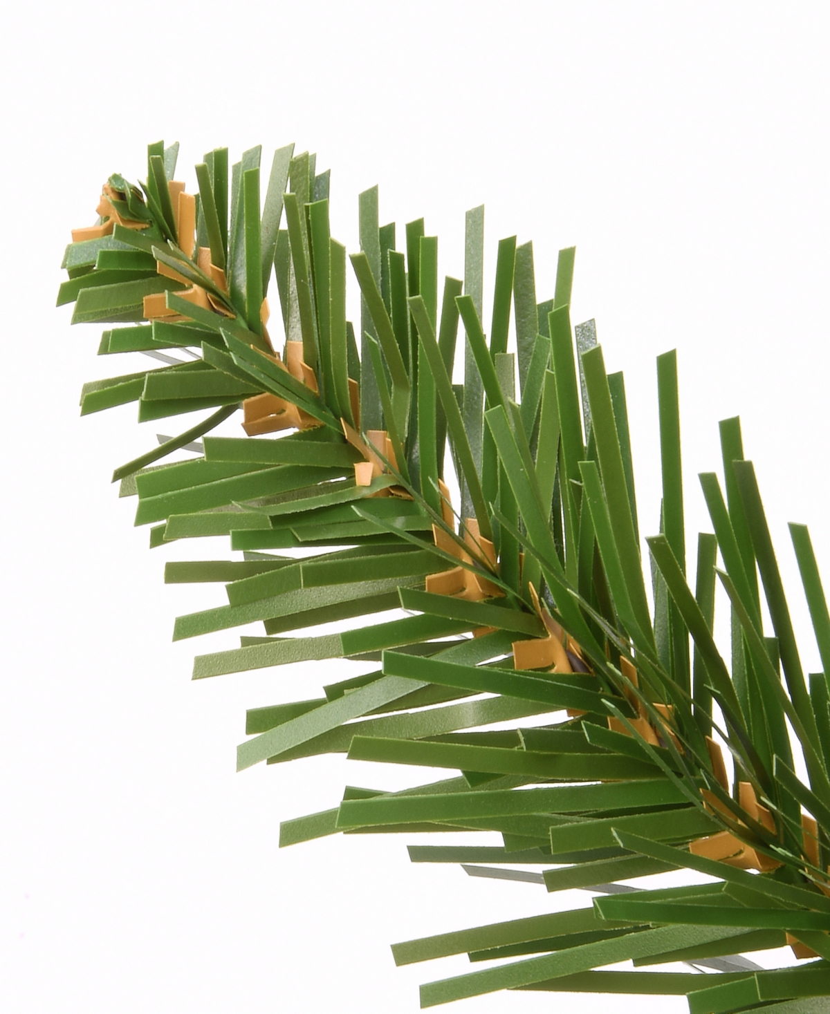 National Tree Company 7.5' Peyton Spruce Tree In Green Flocked