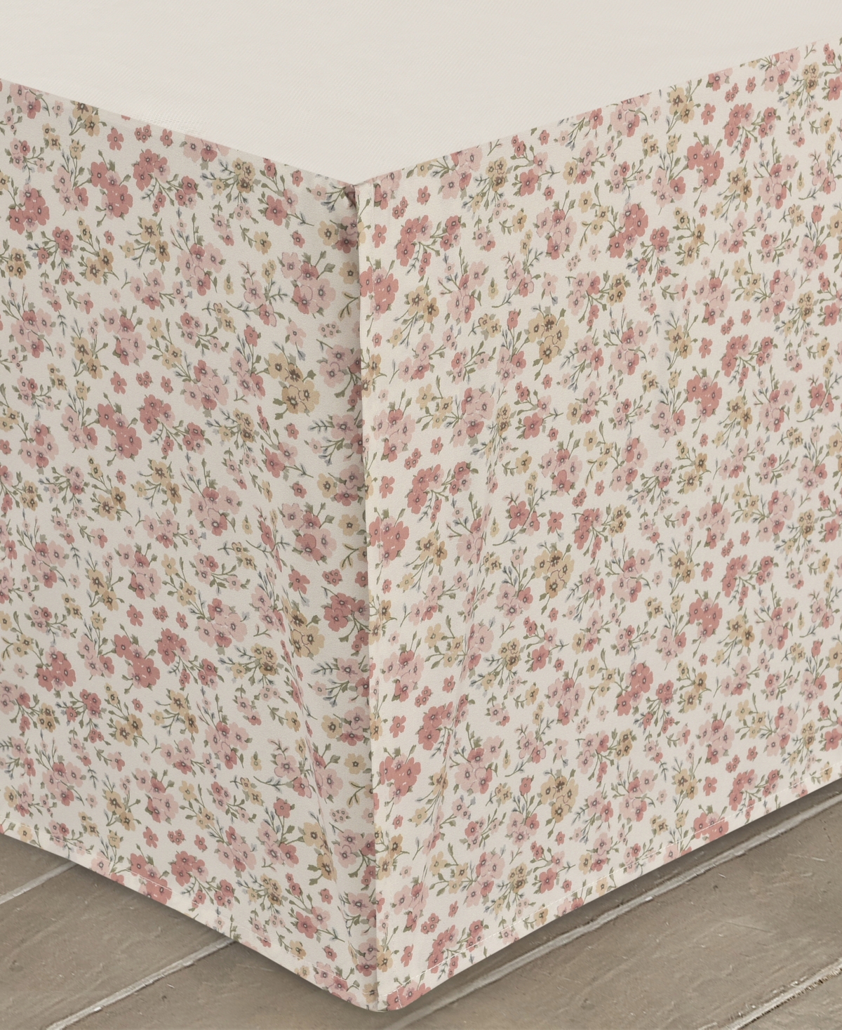 Royal Court Chablis 4 Piece Comforter Set,