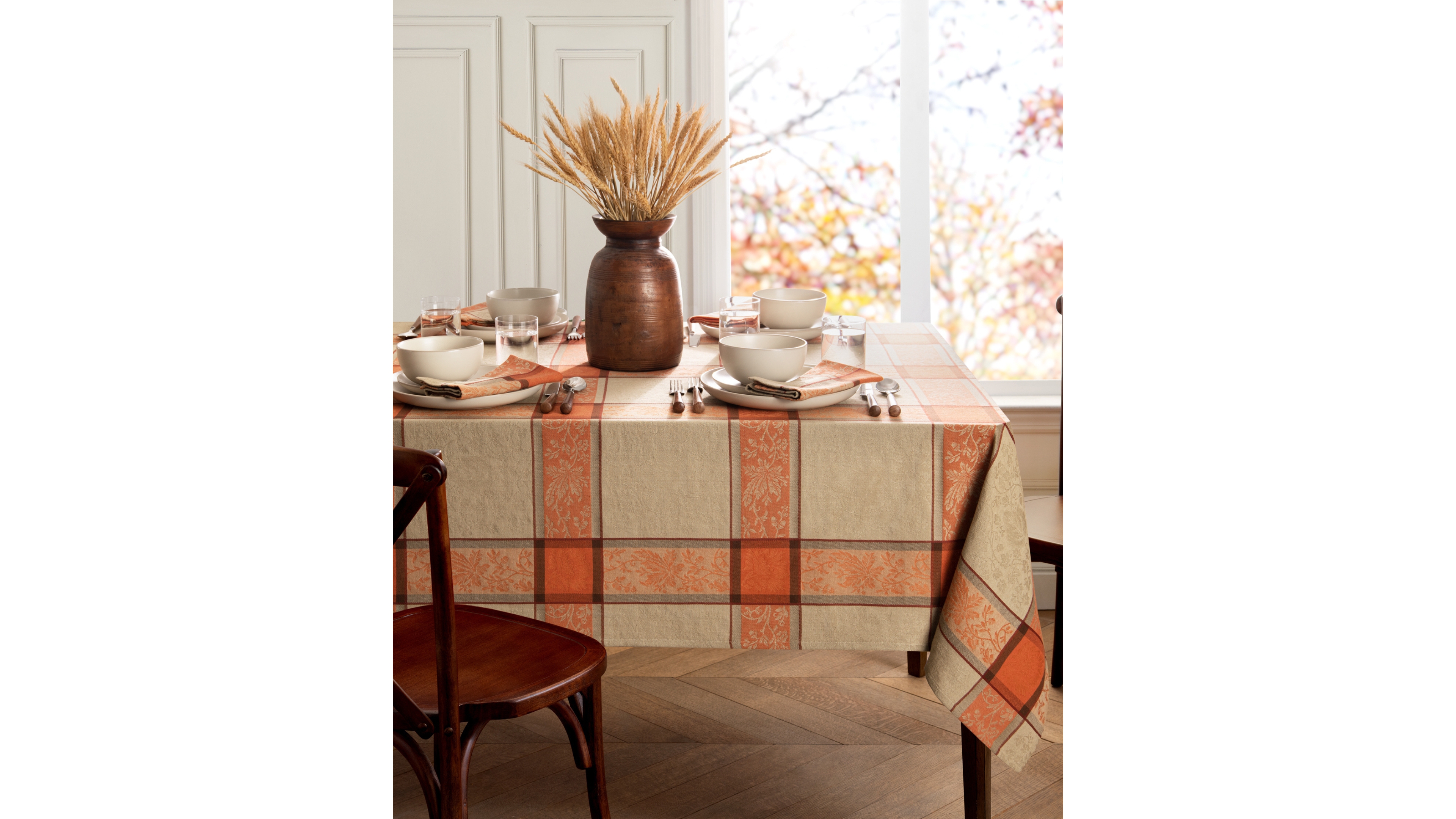 Elrene Autumnal Harvest Jacquard Tablecloth, 60" x 120"