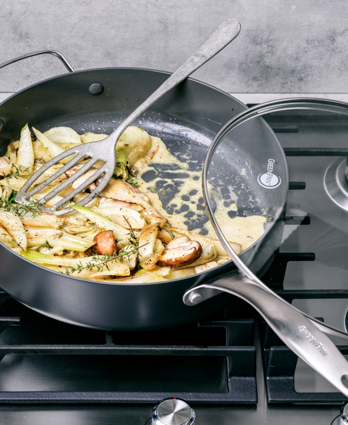 Greenpan Canterbury Healthy Ceramic 5 Quart Nonstick Saute Pan With Lid In Black