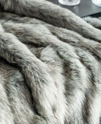 Luxury Tipped Faux Fur Throw, 60" x 80"