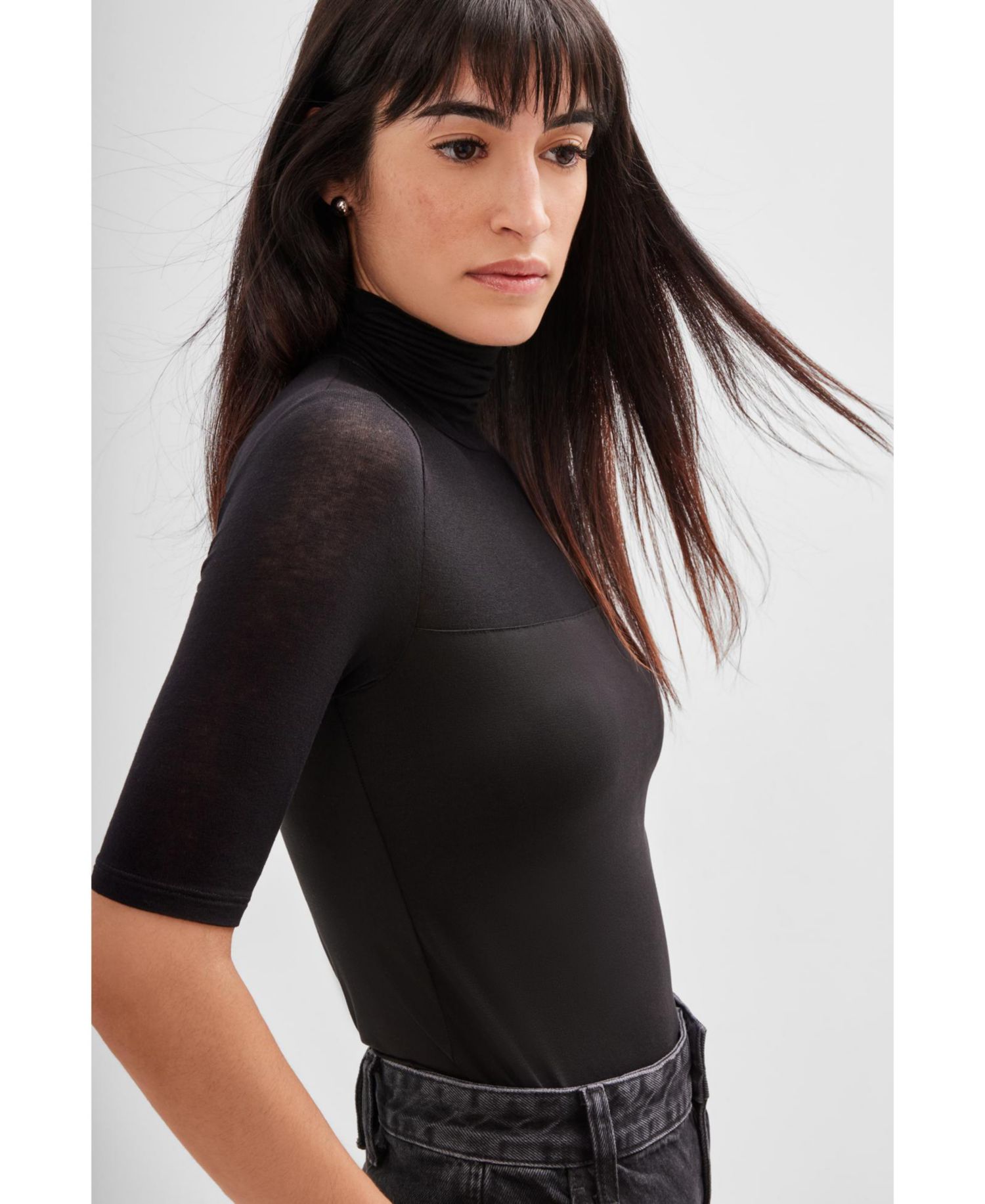 Women's Niko Sheer-Neckline Half-Sleeve Layering Jersey Top