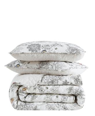 Shop Southshore Fine Linens Bayberry Oversized Quilt Set In Off-white