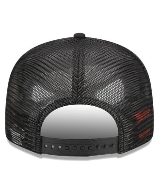 New Era Men's Black SpongeBob SquarePants Gary Trucker 9FIFTY Snapback Hat