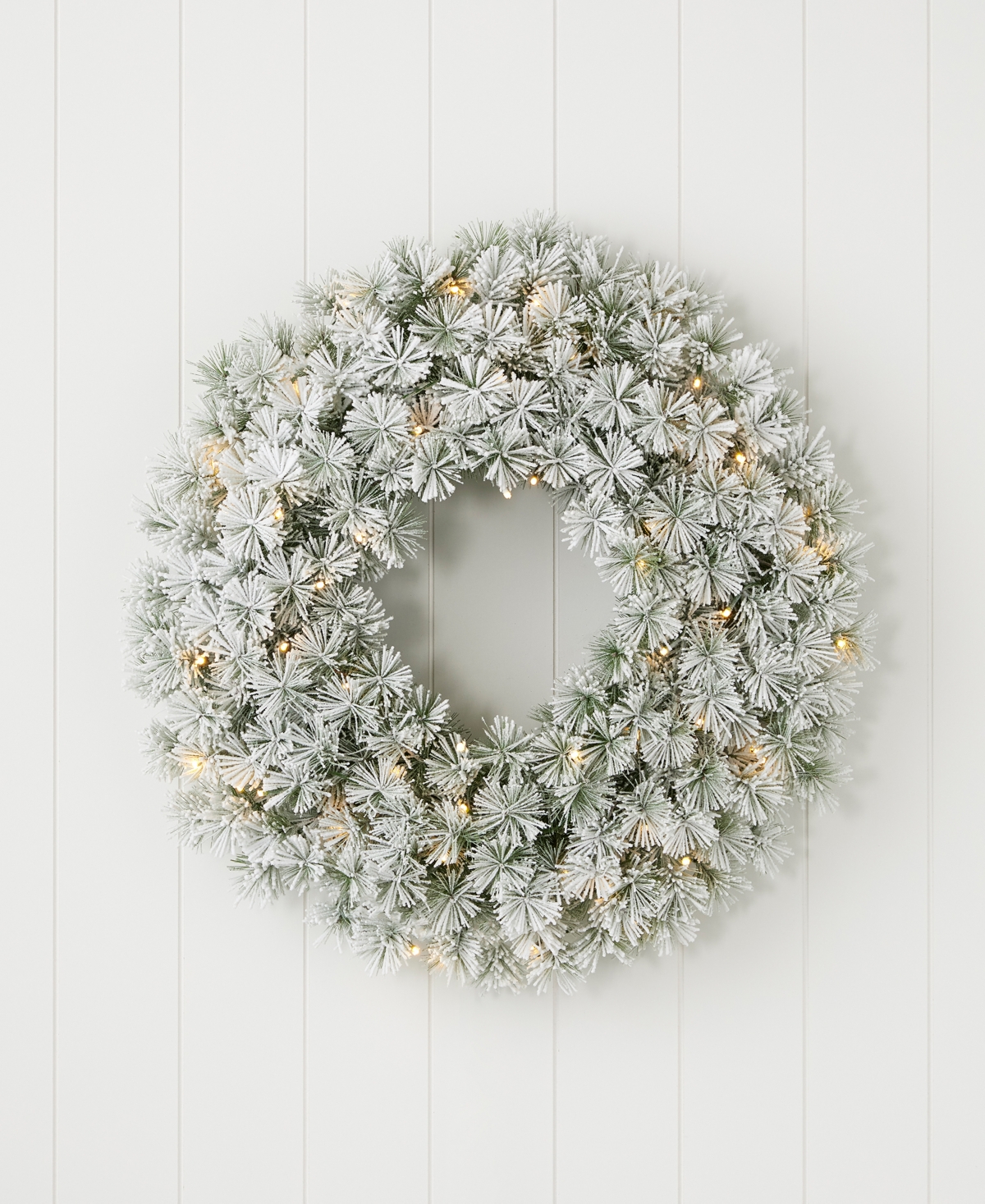 Shop Seasonal Flocked Winter Fir 24" Flocked Hard Needle Wreath 160 Tips, 50 Clear Lights Ul In White