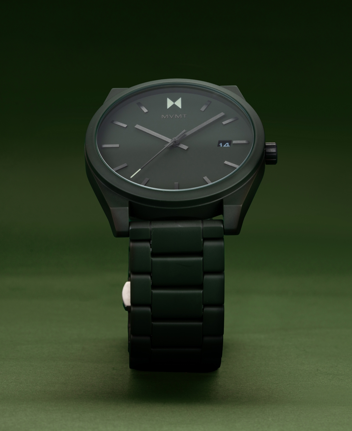 Shop Mvmt Men's Element Ceramic Matte Olive Green Ceramic Bracelet Watch 43mm