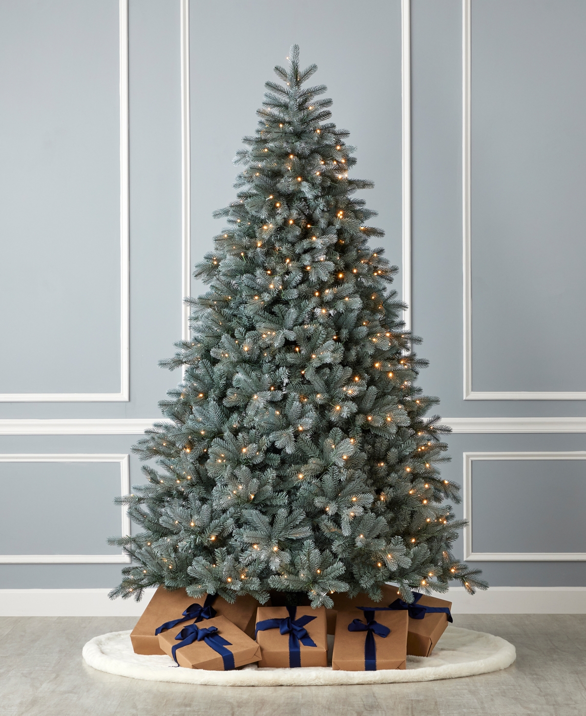 Spruce 9' Pre-Lit Pe Mixed Pvc Tree with Metal Stand, 3680 Tips, 700 Warm Led, Ez-Connect, Remote, Storage Bag - Blue