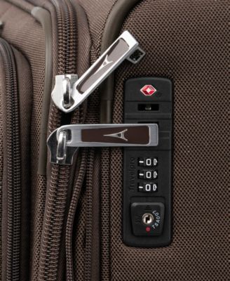 Platinum Elite 28" Check-in Spinner