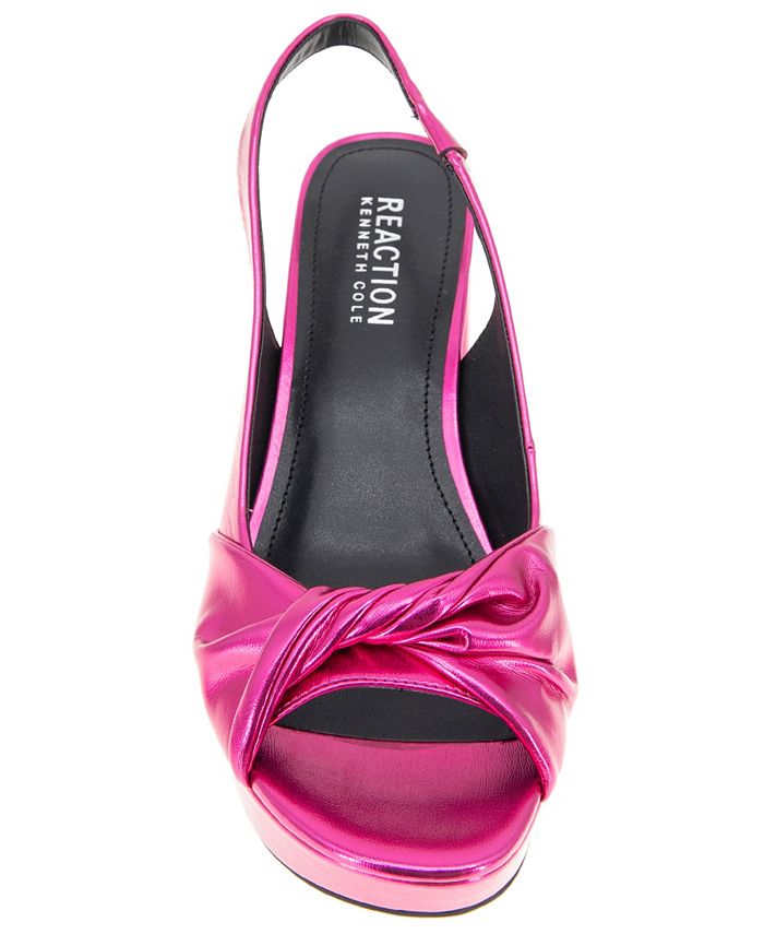 Kenneth Cole REACTION Sandalias De Cuña Great Gal Con Correa En T Womens Great Gal T Strap Wedge Sandal Tamano 5 5 Color Ecru&pid=ywqxzmq4nw