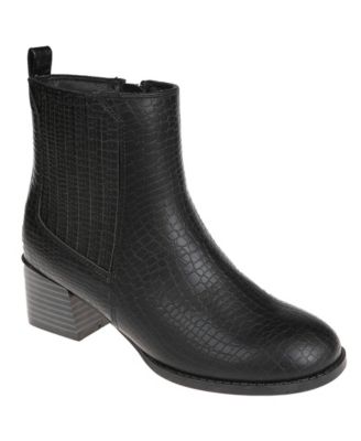 Vince Camuto