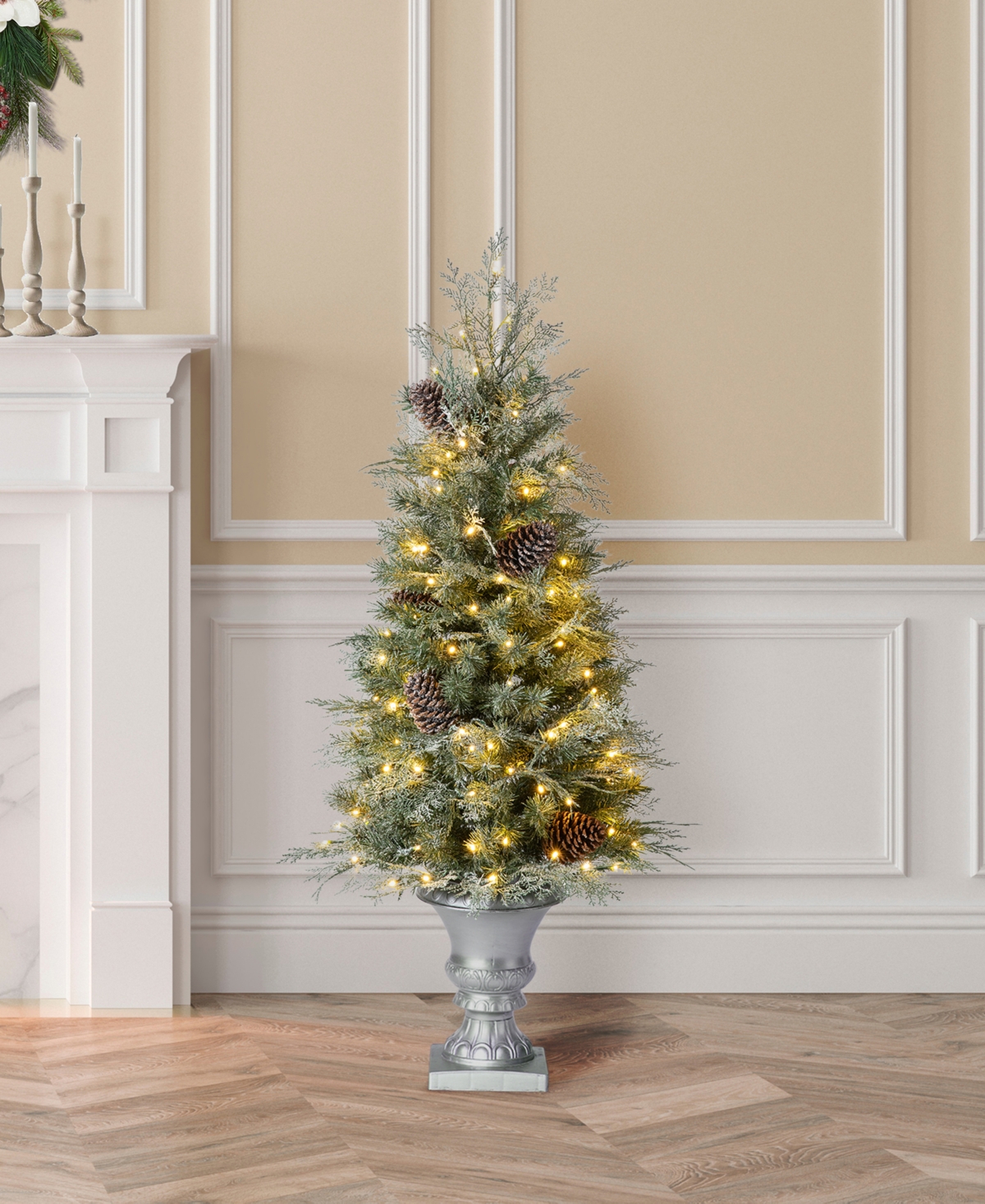 Glitzhome Pre-Lit Pine Artificial Christmas Porch Tree with 130 Warm White Lights