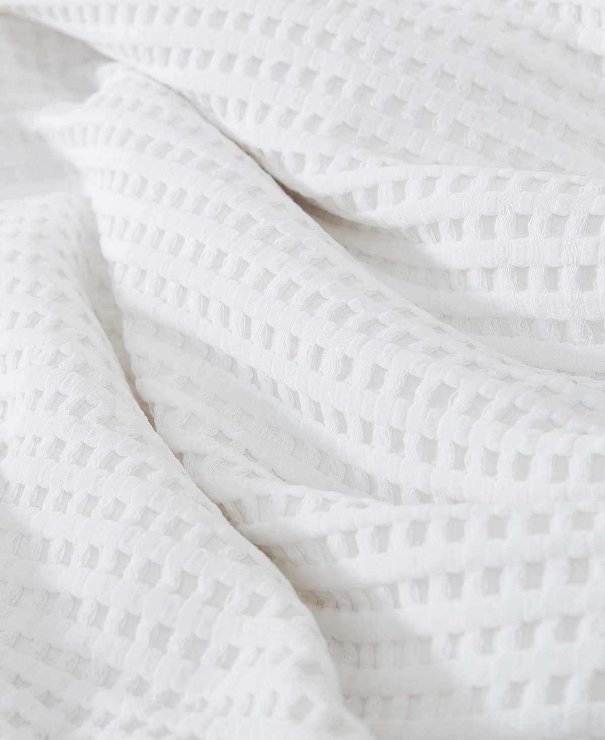Kenneth Cole New York Solid Waffle 3 Piece Comforter Set,