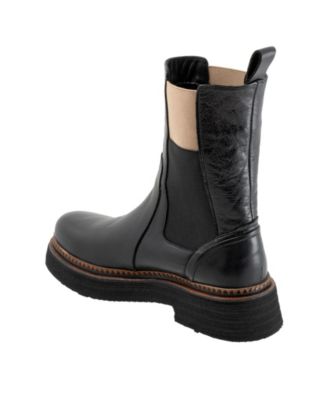 Gizelle Boot