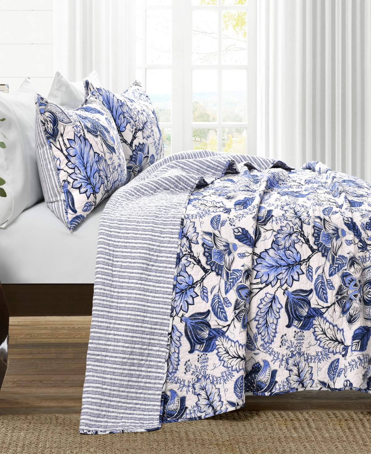 Lush Decor Cynthia Jacobean Reversible 3 Pc Quilt Set,