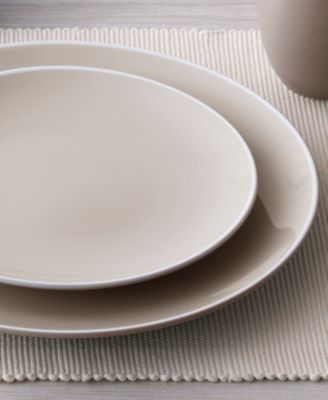 ColorTrio Coupe 4 Piece Place Setting