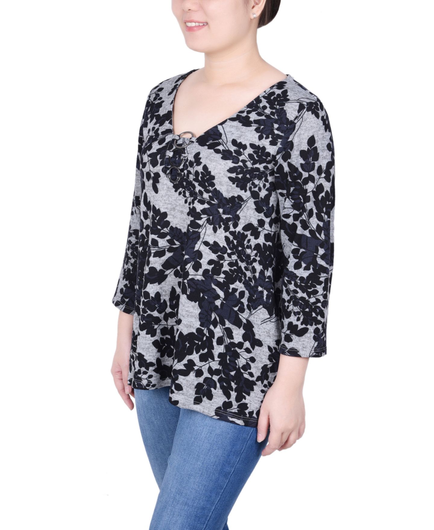 Женский топ NY Collection Petite 3/4 Sleeve 3-Ring, цвет: Чёрный серый с принтом — фото 3