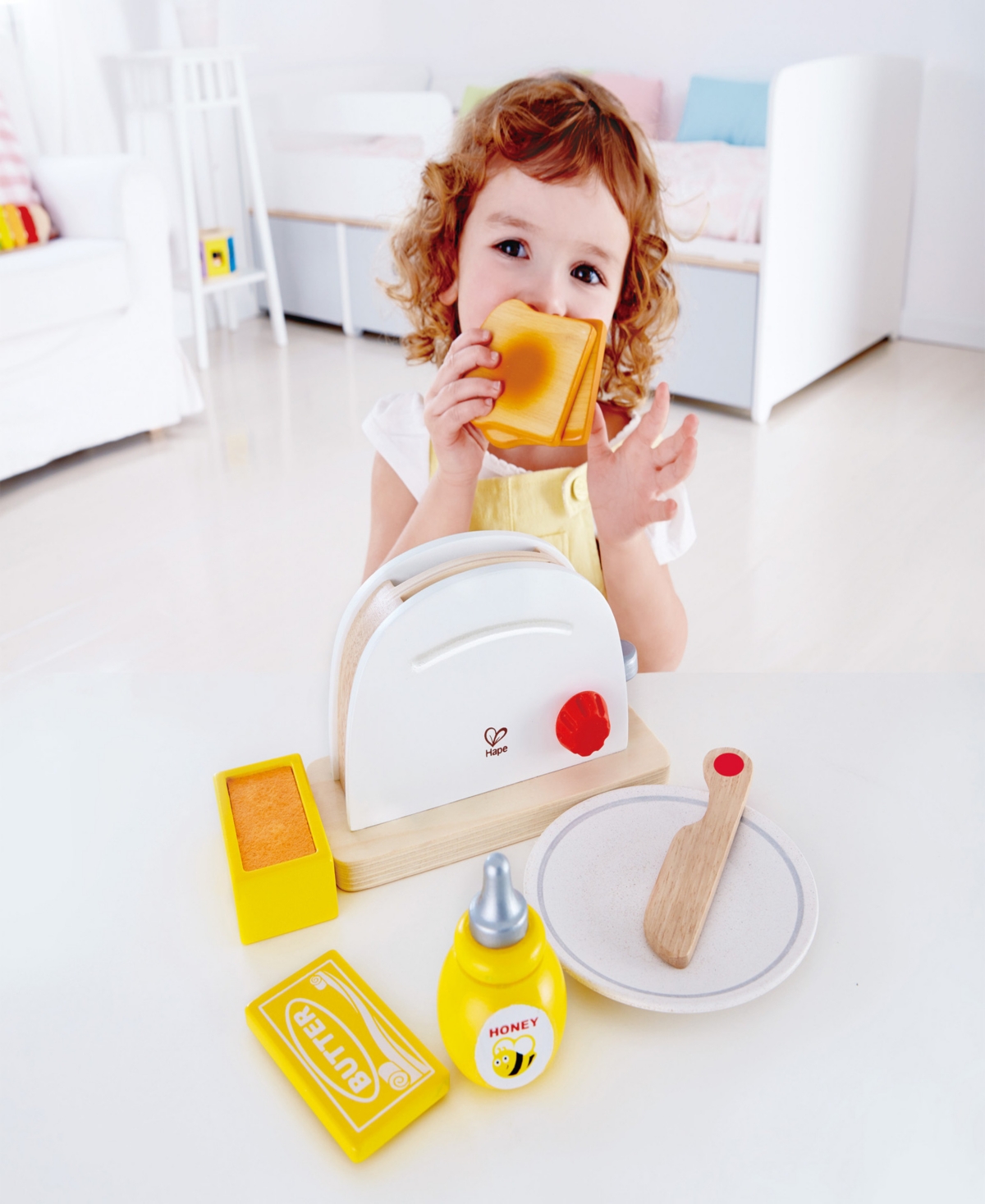 Hape Pop-up Toaster Kitchen Playset In Multi