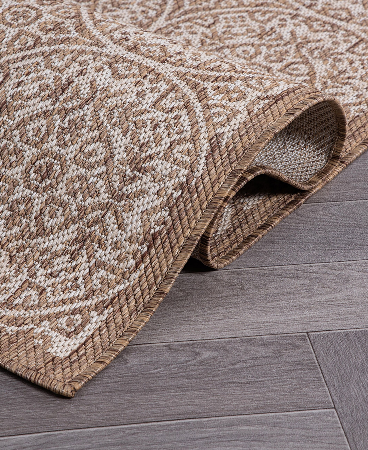 Main Street Rugs Bays Outdoor 121 Area Rug