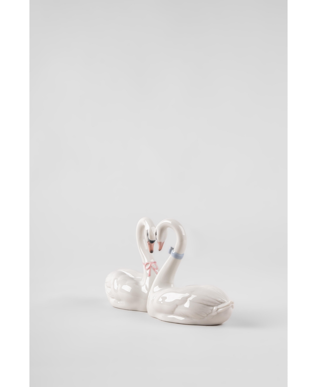 Lladrò Endless Love Cake Topper In Multi