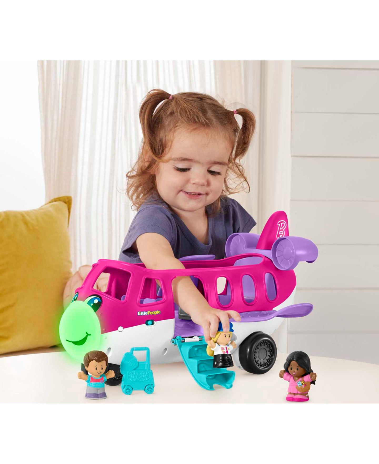 Детский игровой набор Fisher Price Fisher-Price Barbie Little Dream Plane Light-Up 5-Piece Playset, Ages 18 months-5 years — фото 4