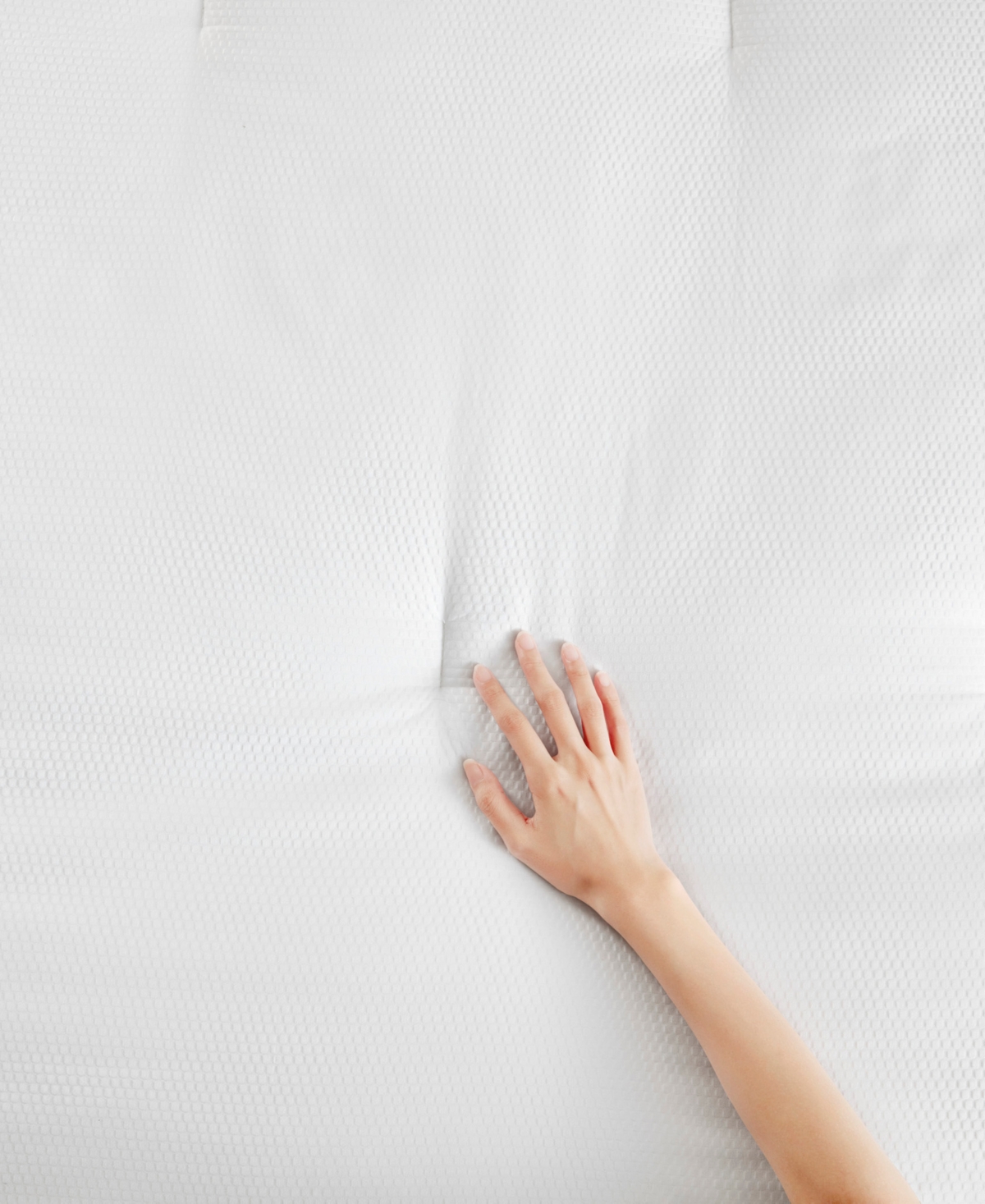 Madison Park Honeycomb Textured Oversized Down Alternative Comforter, King/california King In White
