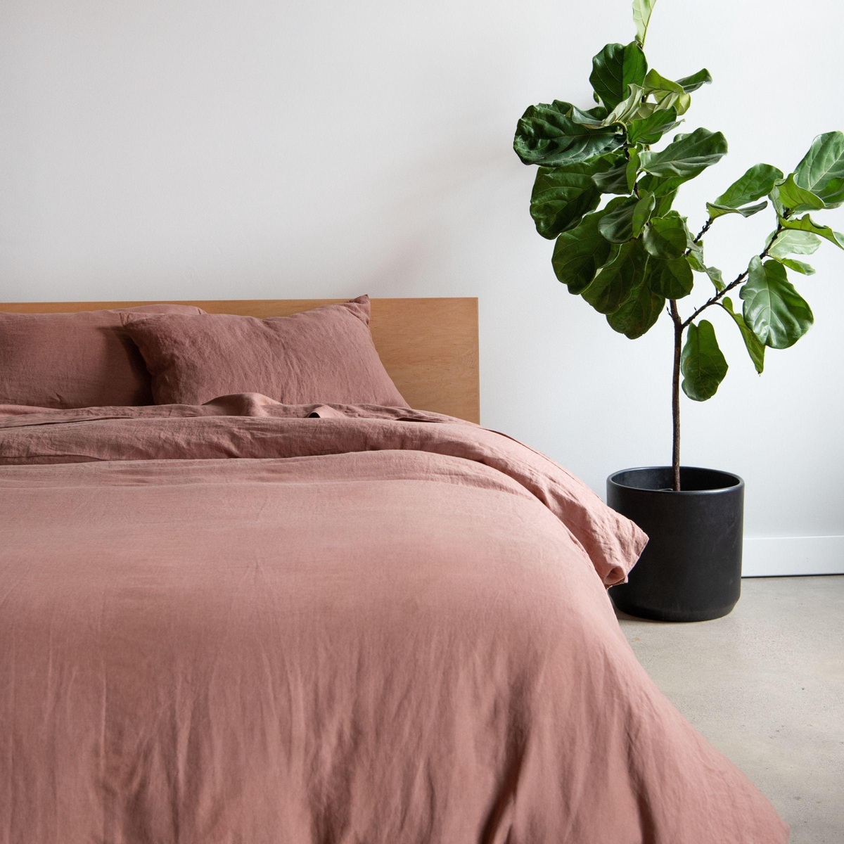 100% French Linen Duvet Cover & Sham Set - Full/Queen