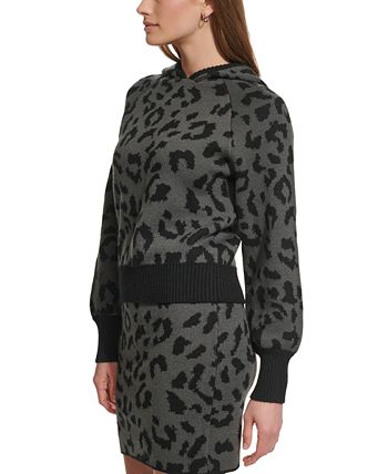 Animal print pullover best sale sweater