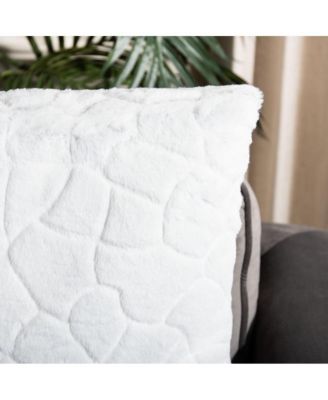 Rena 20" x 20"  Pillow