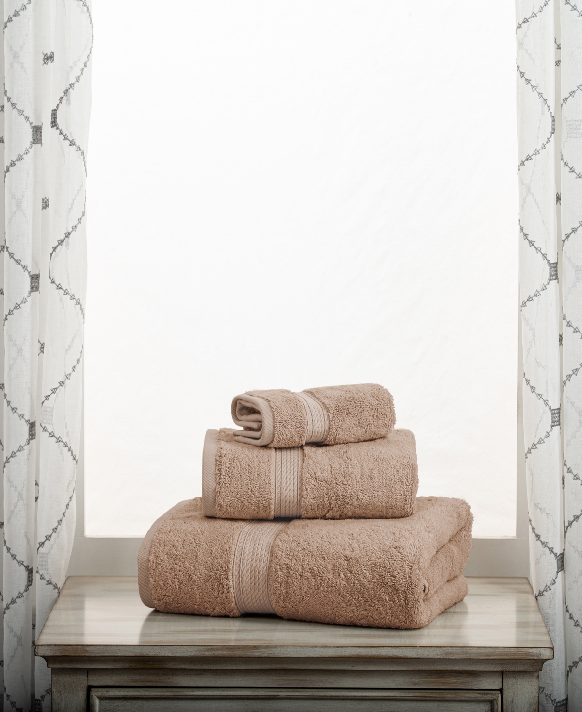 SUPERIOR EGYPTIAN-QUALITY COTTON 3-PIECE TOWEL SET 