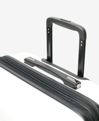 20" Central Point Carry on Spinner