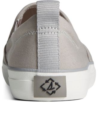 Women's Crest Twin Gore Seacycled Canvas Sneakers