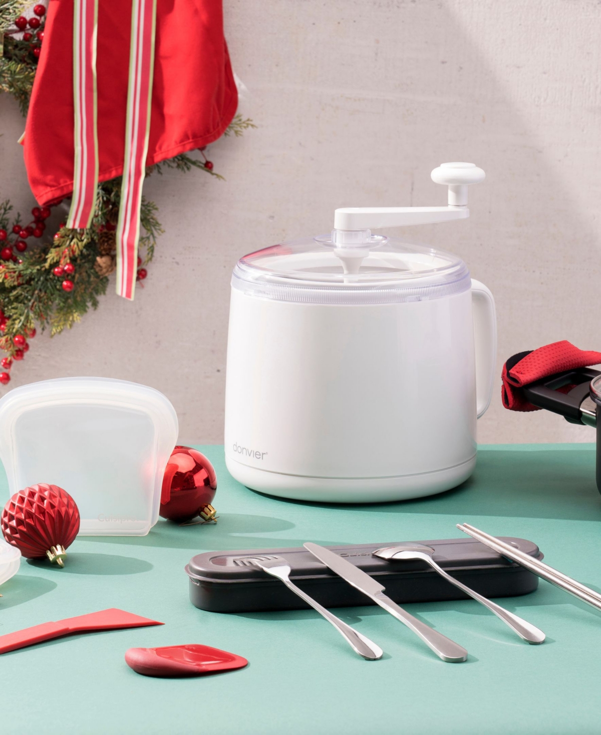 Cuisipro Donvier 1 Quart Ice Cream Maker In White