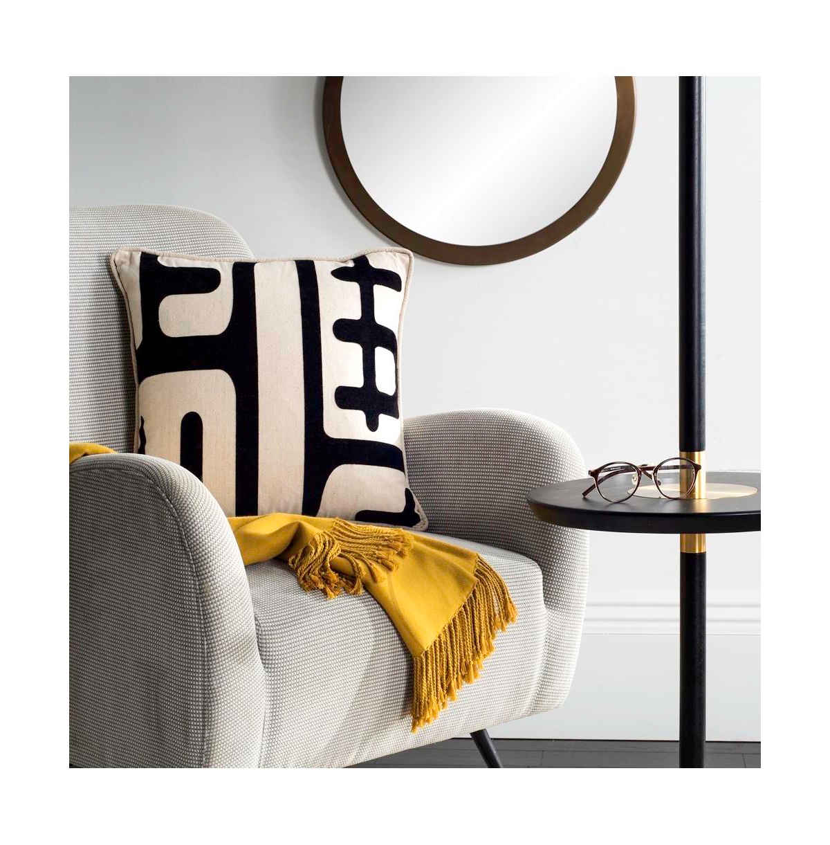 Safavieh Maize 18" x 18" Pillow (Set of 2)