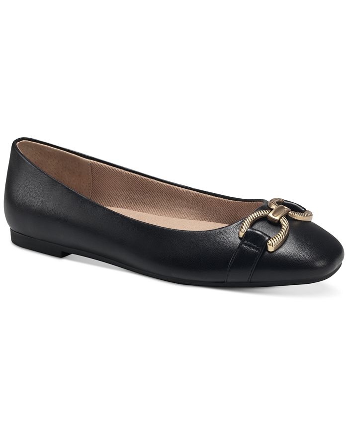Giani bernini cheap flat shoes