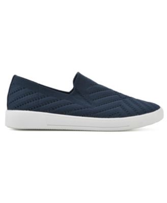 Women's Upbear Slip On Sneakers