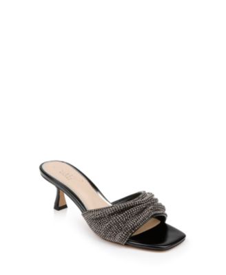 Jewel Badgley Mischka